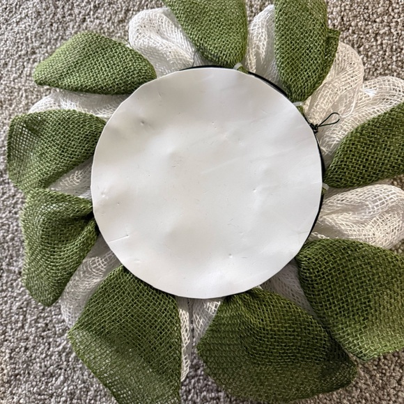 NEW Handmade Burlap Ribbon and Deco Zinnia Flower Wreath - Picture 4 of 4